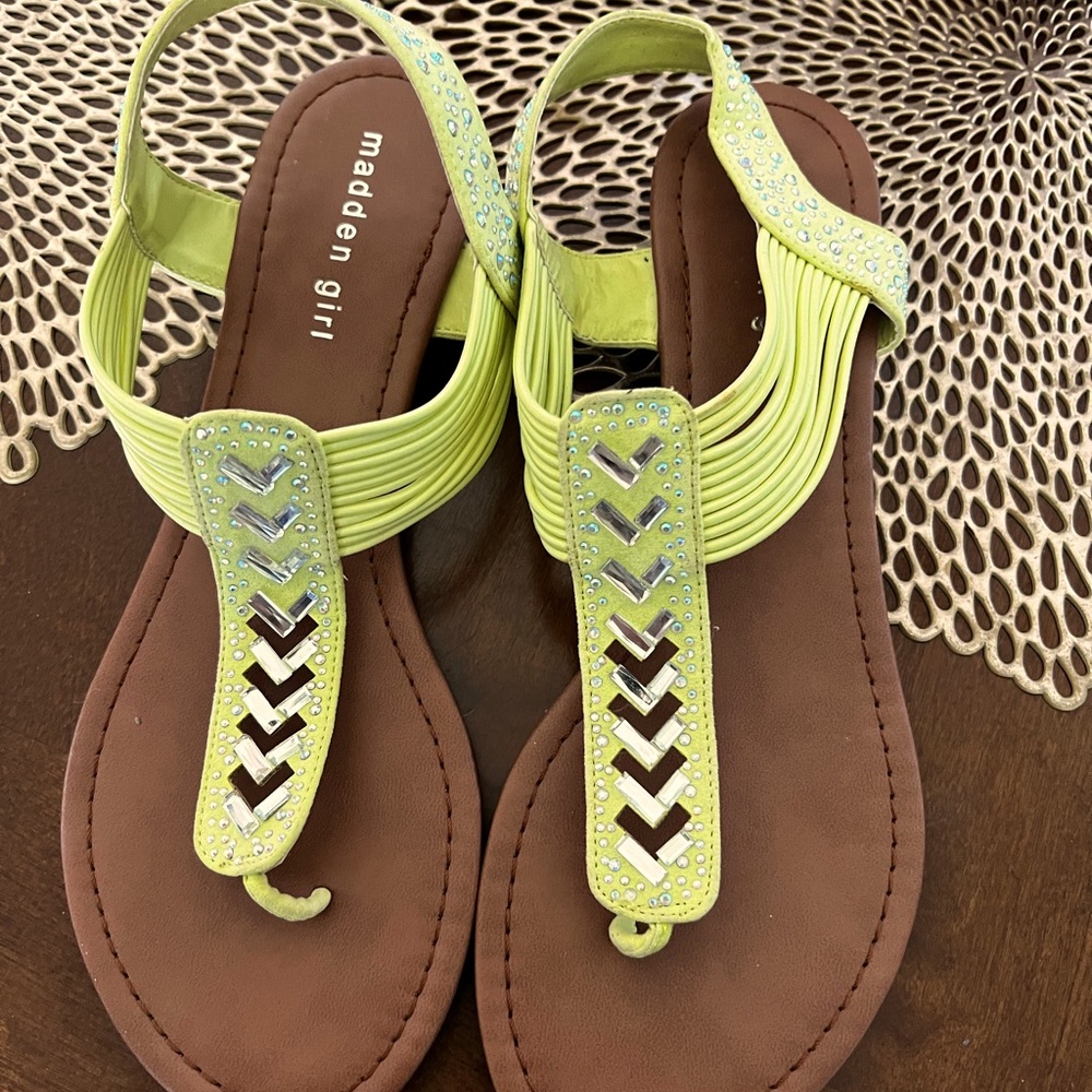 Sandals size 9.5
